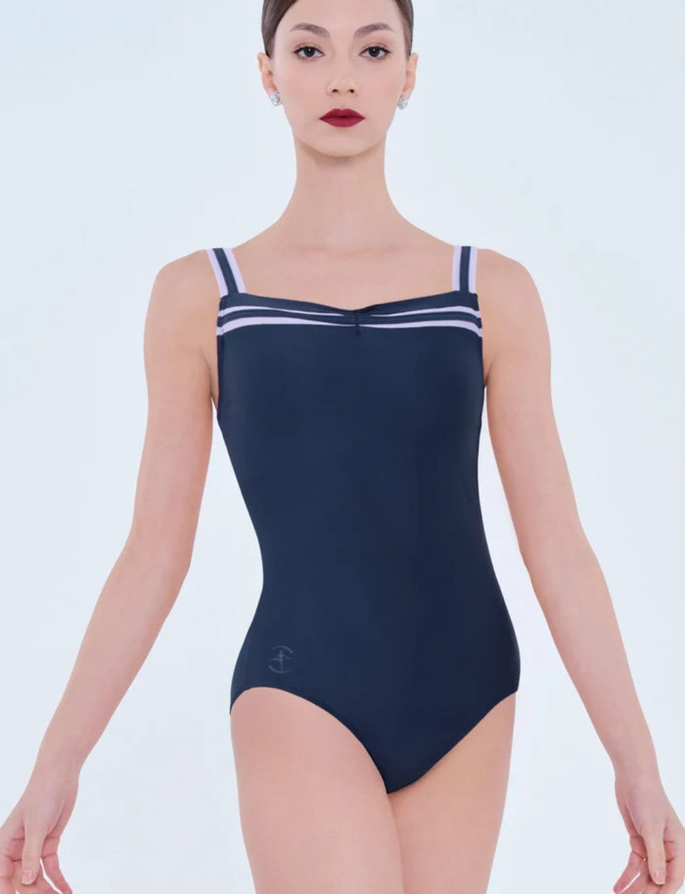 Margot, Wear Moi