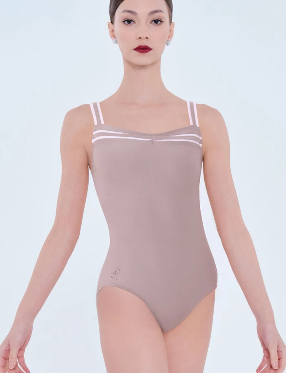 Margot, Wear Moi